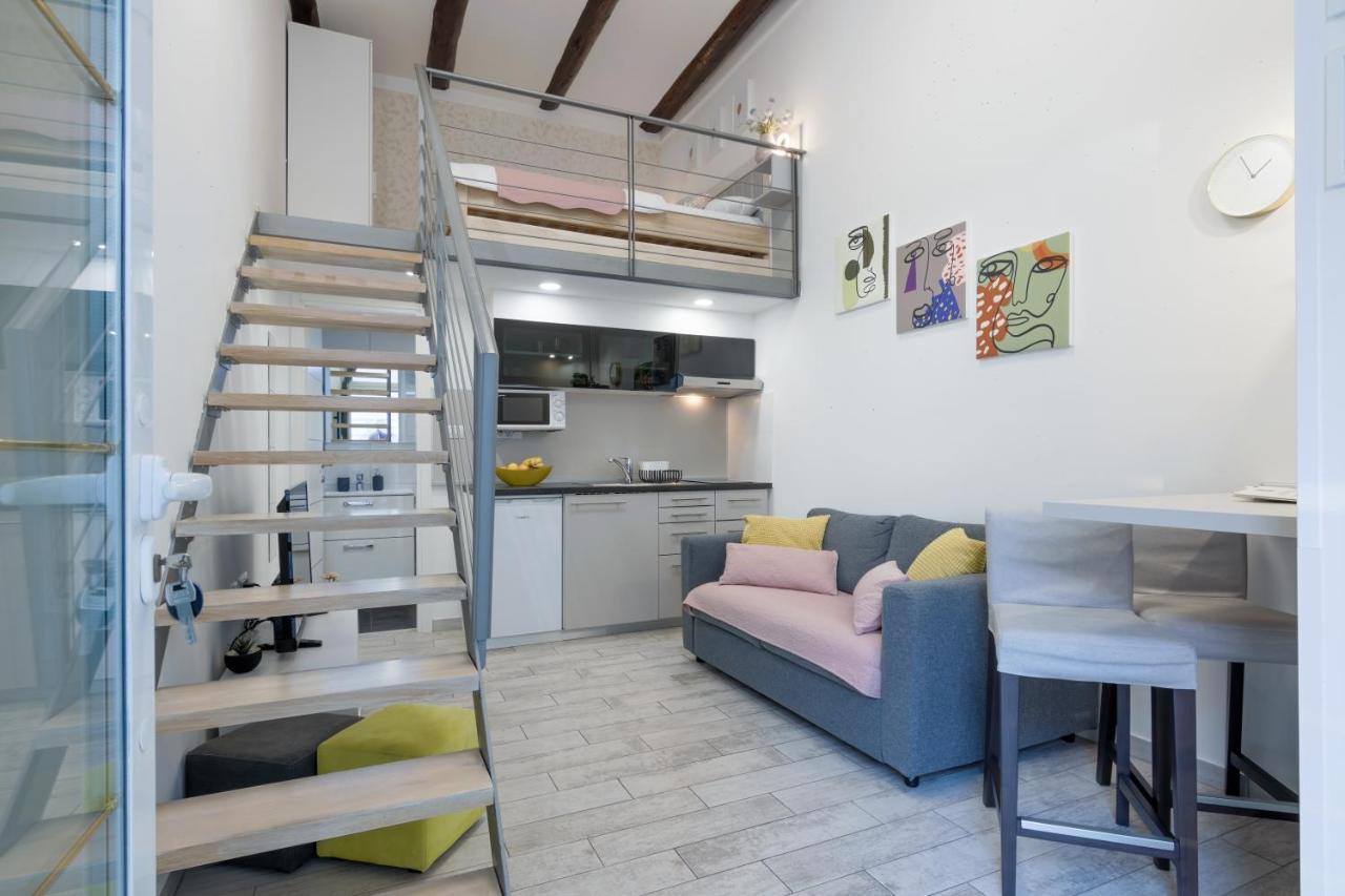 Urban Apartments Pula Luaran gambar