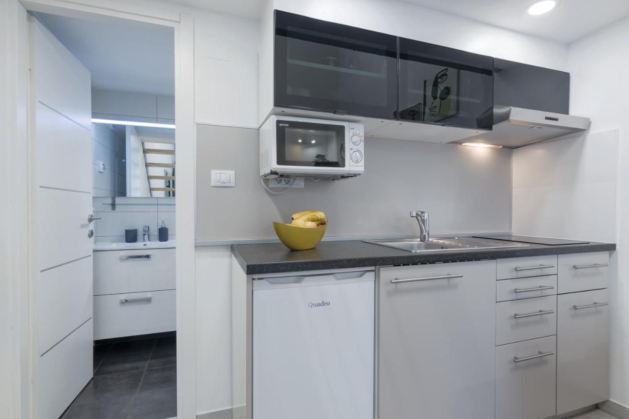 Urban Apartments Pula Luaran gambar
