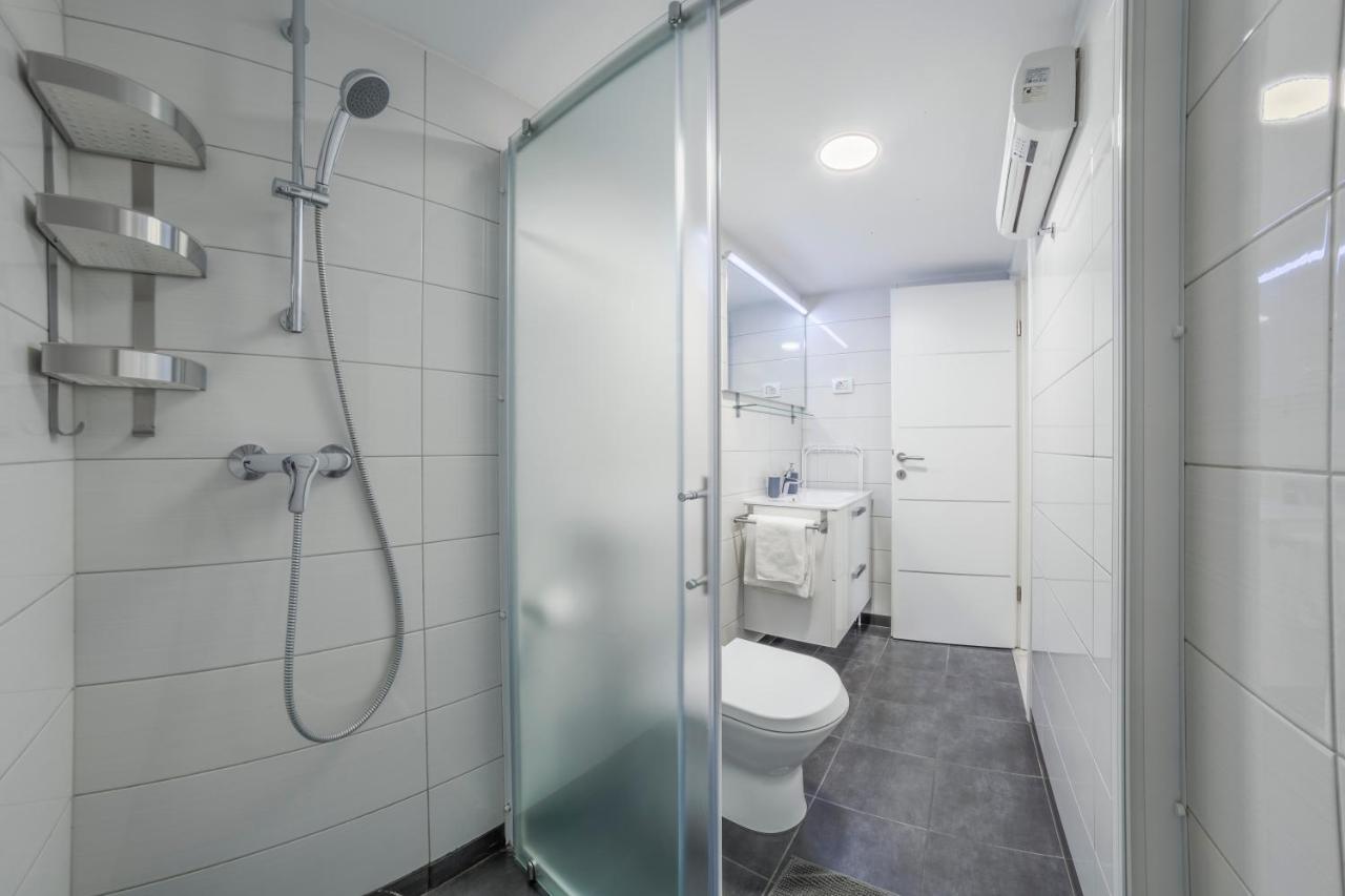 Urban Apartments Pula Luaran gambar
